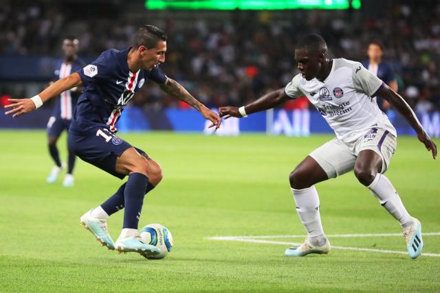 发生什么事了？巴萨前12轮11胜 最近5轮仅1胜